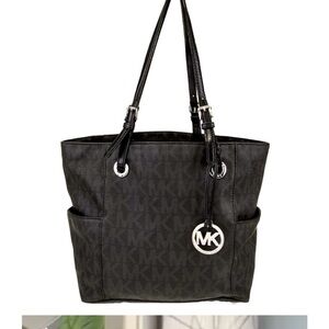MICHAEL MICHAEL KORS LEATHER TRIPLE COMPARTMENT TOTE BAG